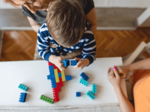 How a Parent Can Teach a Child and Let Kids to Solve Their Own Problems